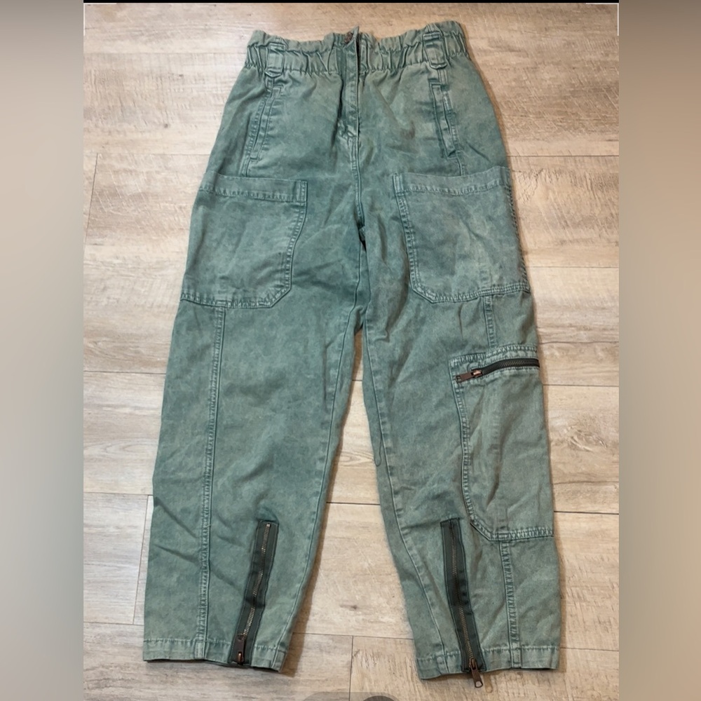 Urban Outfitters BDG Women’s High Rise Wide Leg Cargo Pants Size XS